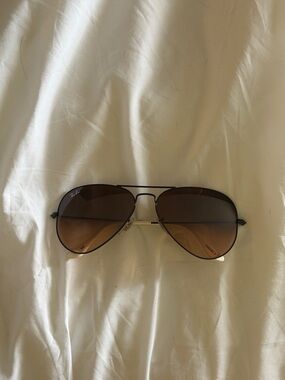 Ray-Ban Aviator Sunglasses Brown Gradient Lenses with Dark Metal Frame Costume